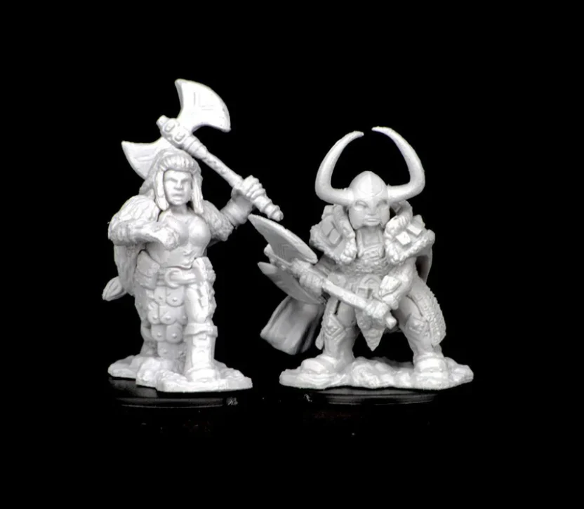 Dungeons & Dragons: Nolzur's Marvelous Unpainted Miniatures - W04 Dwarf Female Barbarian - Image 2