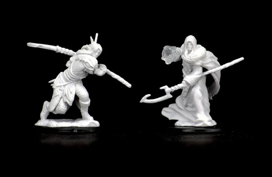 Dungeons & Dragons: Nolzur's Marvelous Unpainted Miniatures - W04 Elf Male Druid - Image 2