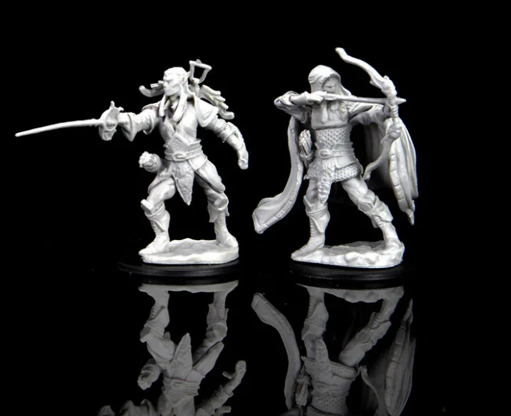Dungeons & Dragons: Nolzur's Marvelous Unpainted Miniatures - W07 Elf Male Rogue - Image 2