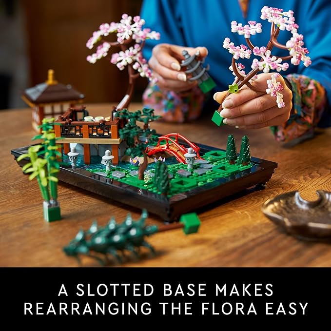 LEGO Icons: Tranquil Garden (10315) - Image 5